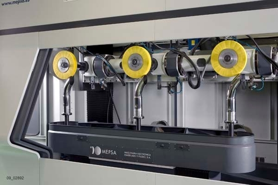 Yüzeyde Musluk İşleme İçin SIX Shaft PROMAX Kontrol CNC Parlatma Makinaları